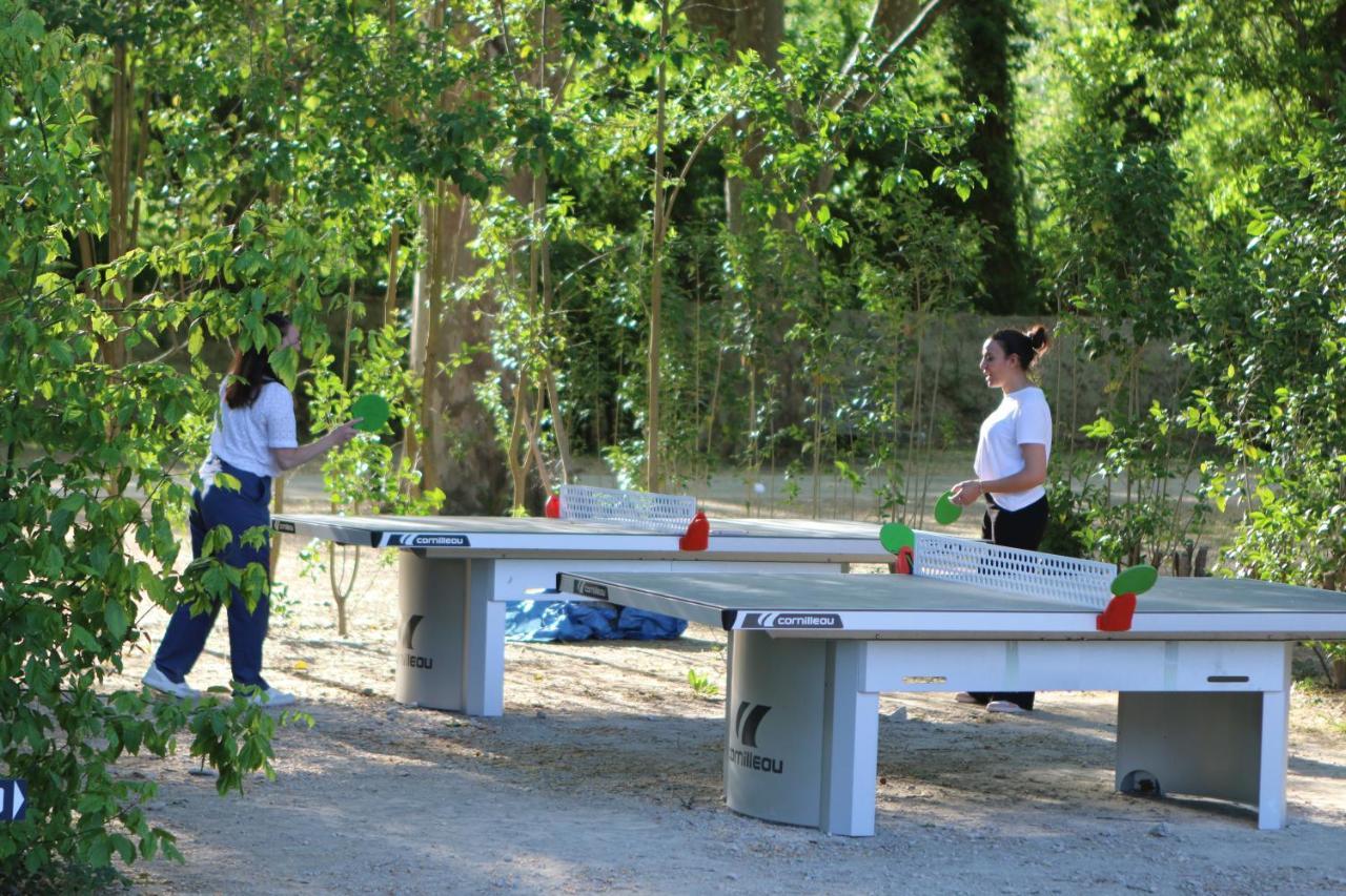 & Nature - 49 Camping